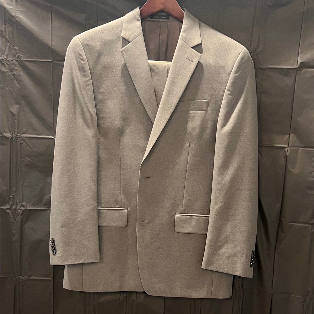 Men's Classic 2 piece suit